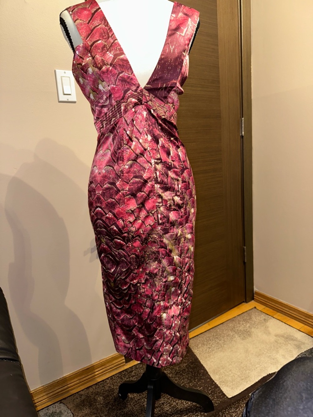 Roberto Cavalli Sleeveless Pink Patterned V-Neck silk Midi Dress size 42